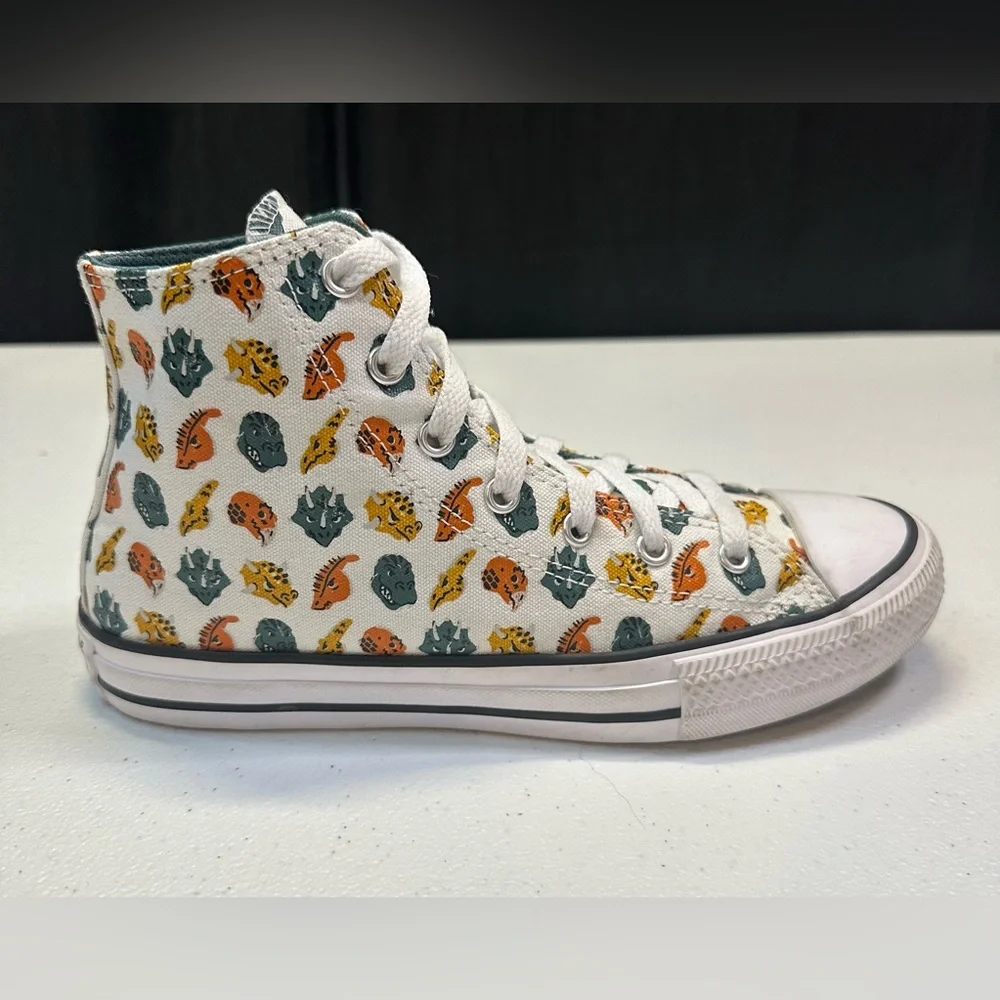 Converse Boys Hi-Top Sneakers Dinosaur Print Pattern White/Orange/Green NWB Sz 5